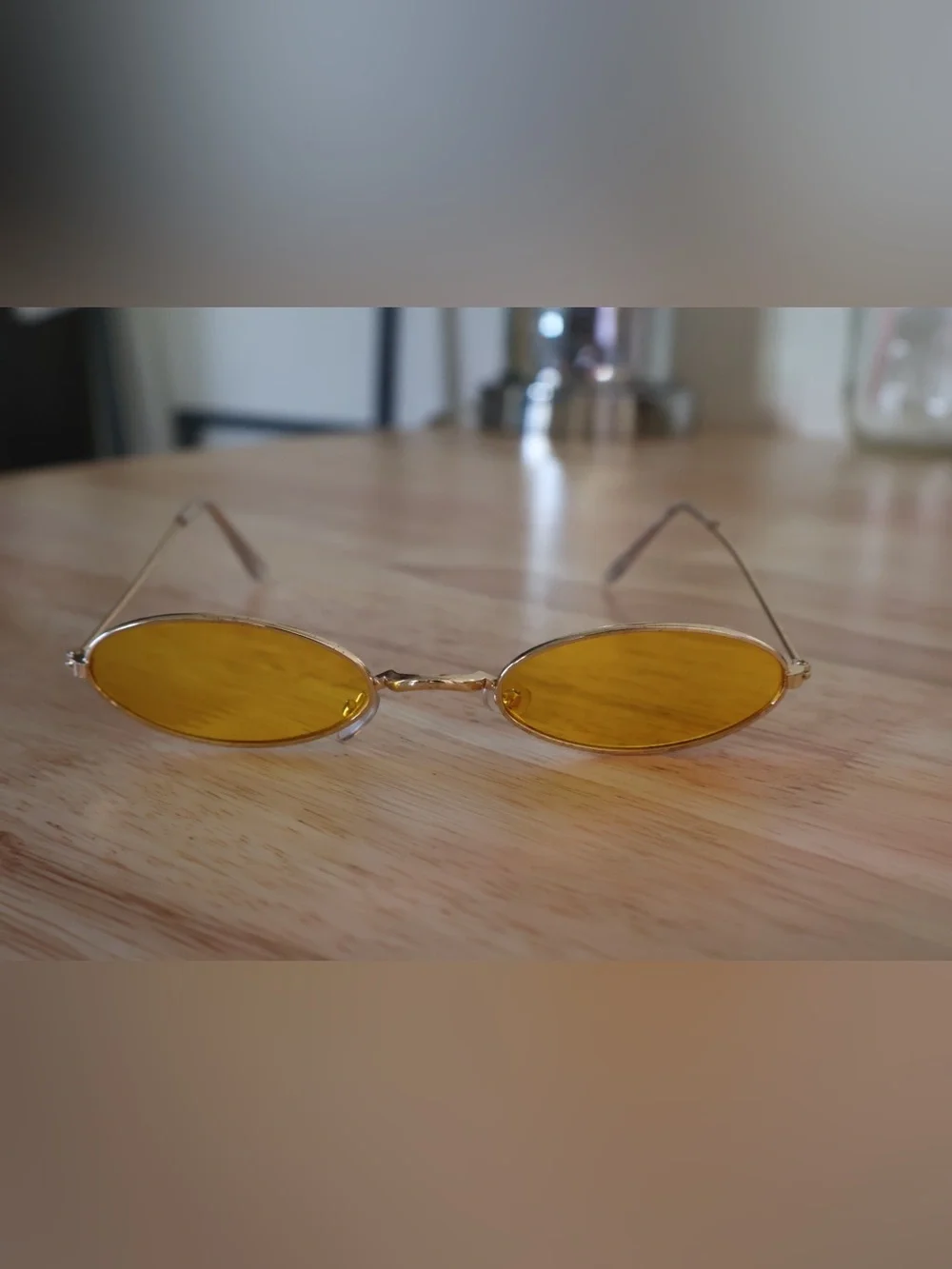 Vintage Small Sunglasses Oval Slender Metal Frame Candy Colors B2277